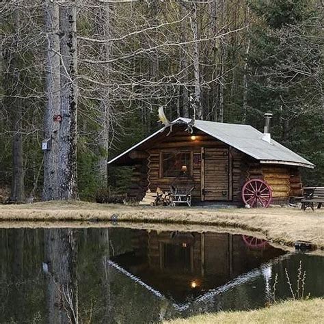 Showing Love For Beautiful Cabins From All Over Othe Globe Every Day