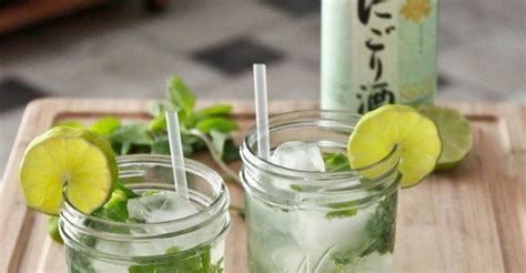 sake-cocktail-recipes-that-will-instantly-brighten-your-summer-huffpost-life