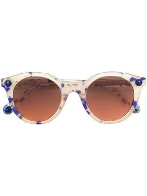 Coolframes is a an women who need a new pair of everyday glasses or those who want something special will certainly. Christopher Kane - marble-effect sunglasses (With images) | Sunglasses, Buy sunglasses, Round ...