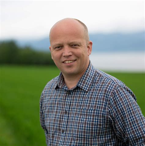 He is an mp for hedmark since 2005, leader of the centre party since 2014, and he served as minister of agriculture and food from 2012 to 2013, all of which he achieved before the age of 36. Trygve Slagsvold Vedum - NorSom News