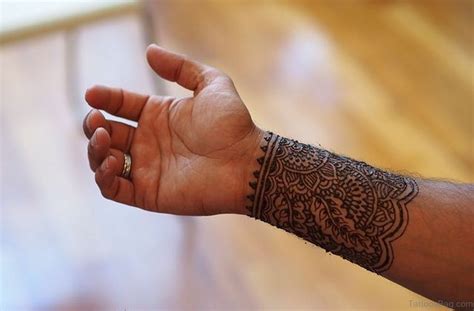 82 Cool Wrist Tattoos For Men