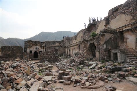 The Most Haunted Place In India Bhangarh Fort