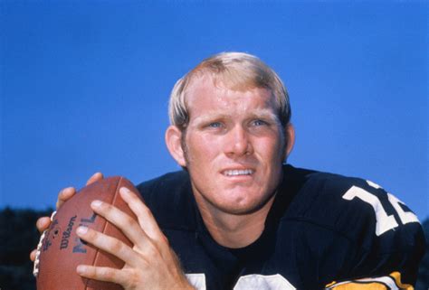 Terry Bradshaw Has Earned Millions But One Story Shows That He Never