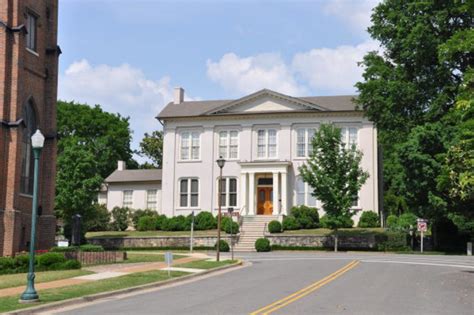 Top 3 Historic Huntsville Alabama Homes To See