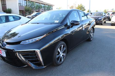 New 2019 Toyota Mirai 4dr Car In San Jose C193690 Stevens Creek Toyota