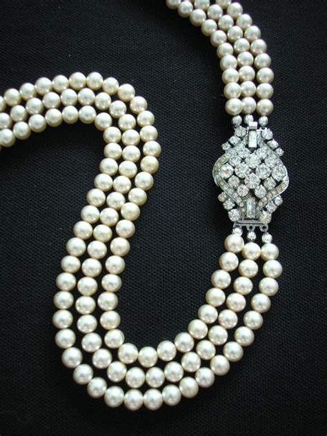 Art Deco Jewelry Long Pearl Necklace Pearl Backdrop Necklace Great Gatsby Cream Pearls