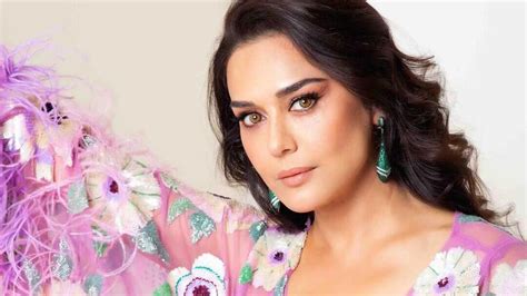 Preity Zinta On Being Missing From Bollywood ‘i Am Not Into Selling Myself Bollywood