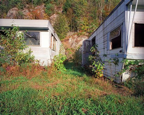 Best Old Abandoned Mobile Home Stock Photos Pictures And Royalty Free