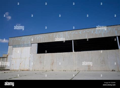 Old Abandoned Warehouse Exterior Wide Angle View Stock Photo Alamy