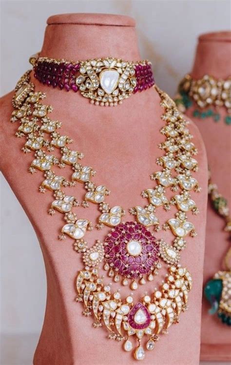 Pin By Amutha Jalagam On Jewelry Gold Jewelry Fashion Fashion