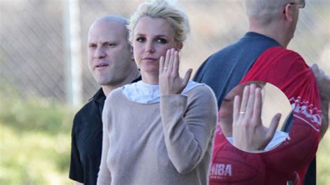 Britney Spears Flashes Thin Gold Ring On Wedding Finger Fox News