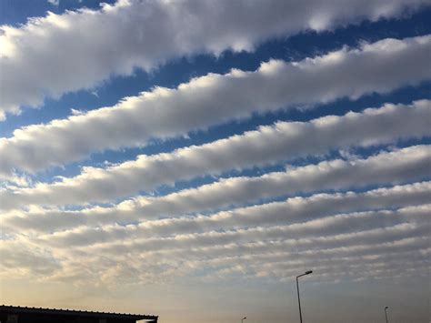 Perfectly Striped Clouds 2612 X 1959 Oc • Rskyporn Clouds Sky Landscape