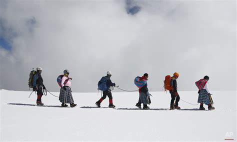 Bolivia Cholita Mountain Climbers — Ap Images Spotlight