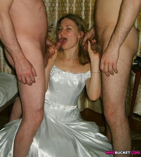 Bride Caught Blowjob At Wedding