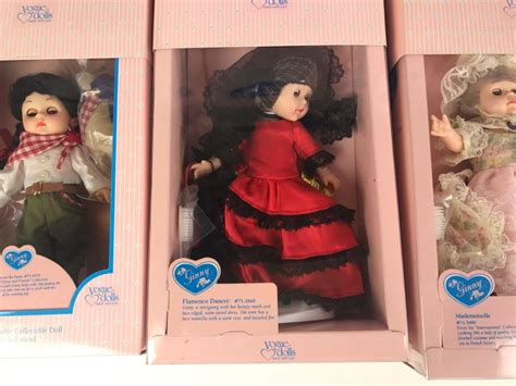 set of 8 vintage ginny vogue dolls new in boxes