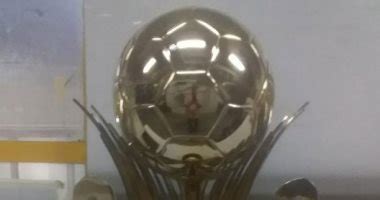 .كاس مصر ، يسضتيف ملعب السويس الجديد اليوم المواجهه والتي سوف تجمع فريق الزمالك مع نظيره فريق مصر المقاصه وذلك لحساب منافسات الدور نصف النهائي من كاس مصر. غضب ثنائى الزمالك من شكل كأس مصر الجديد