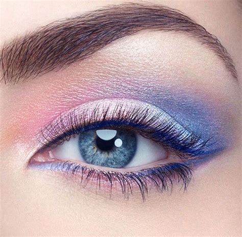 46 Stunning Shimmer Eye Makeup Ideas 2018 Shimmer Eye Makeup Unicorn