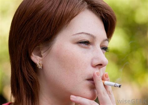 What Are The Effects Of Second Hand Smoke On The Lungs