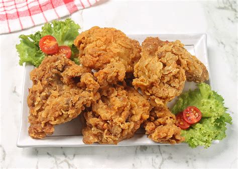 Jika ingin membuat ayam goreng bumbu kuning yang mudah dan praktis, sebaiknya ikuti. Resep Cara Membuat Ayam Goreng Ala KFC Yang Krispy Dan ...