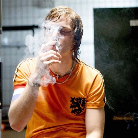 The johan cruyff legacy began in 1973, but in the mind of the barca fans it will live forever. Half time? Chance for a ciggy | Top 5 addicted footballers