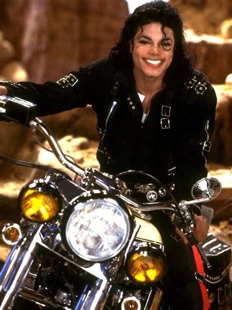 Mj Looking Gorgeous In Speed Demon Michael Jackson Smile Michael