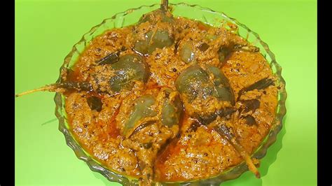 North Karnataka Special Ennegayi Palya Stuffed Brinjal Curry Recipe