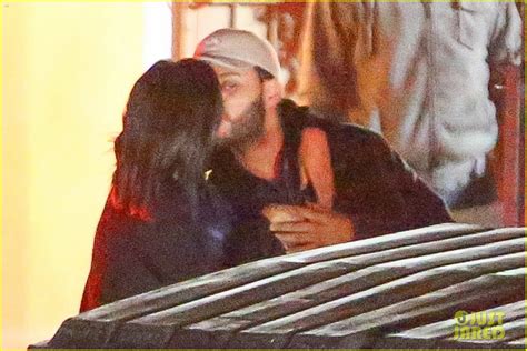 Selena Gomez And The Weeknd Kiss And Get Very Cozy In Hot New Pics Photo