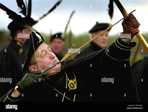 Company Of Archers Hi Res Stock Photography And Images Alamy