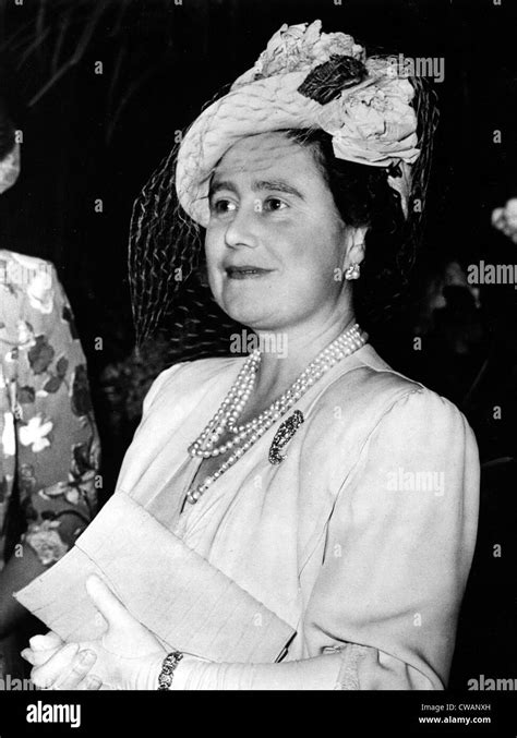 la reina madre en el 25 aniversario de la lectura de la biblia de becas 1947 cortesía csu