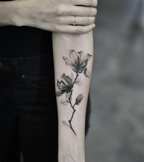 Pin By Otzi On Blackwork Tattoo Magnolia Tattoo Tattoos Body Art