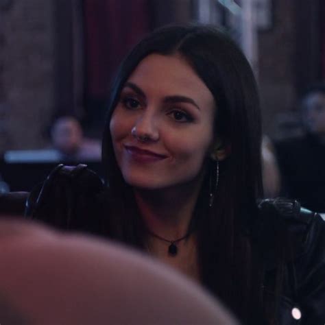 victoria justice source on twitter victorious cast member you d like to see victoria work with
