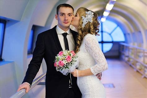 Norilsk Life Young Russian Couple Norilsk Wedding Dresses Couples