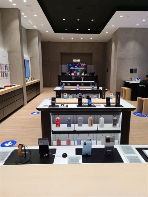 Samsung Canada Announces First Store In Quebec Samsung Newsroom Canada