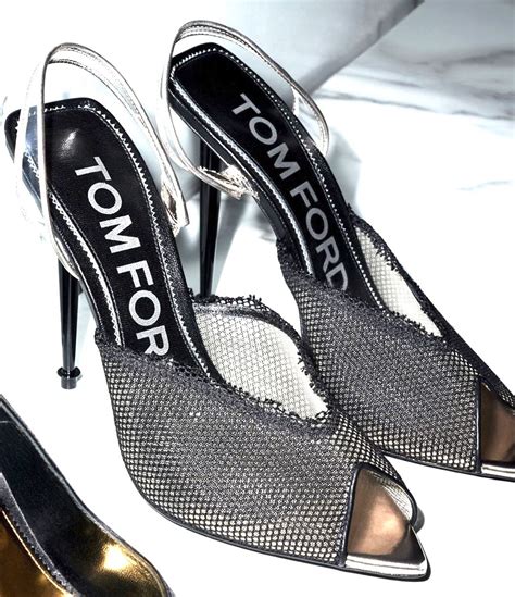 Pin De Lavish Fashions Em Tom Ford Sapatos
