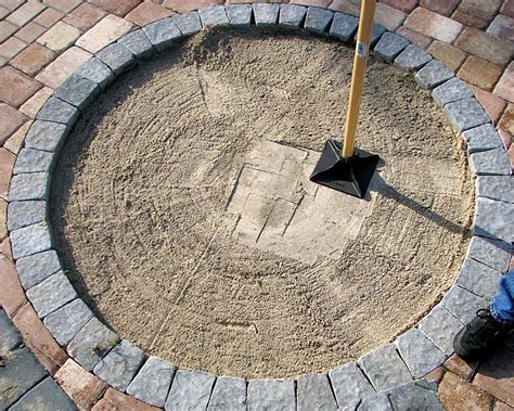 The average consumer looking for an out of the box style fire pit to add to the backyard without hassle should think twice about these. DIY Brick Fire Pit Tutorial | Fire Pit Design Ideas