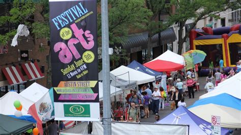 Thousands Hit Forest Hills For Festival Of The Arts The Forum Newsgroup