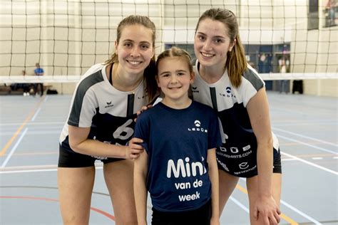 Evi Sanders Was ‘mini Van De Week’ Hac Weekblad