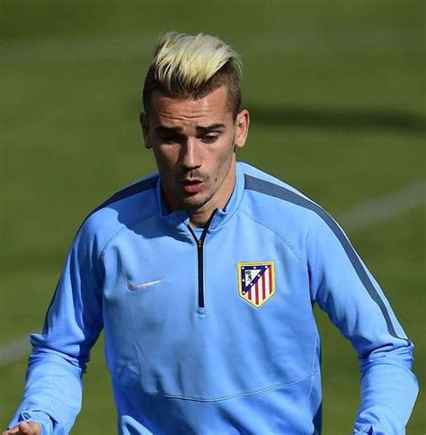 See more ideas about antoine griezmann, griezmann, soccer players. Antoine Griezmann Haircut From Year To Year ...