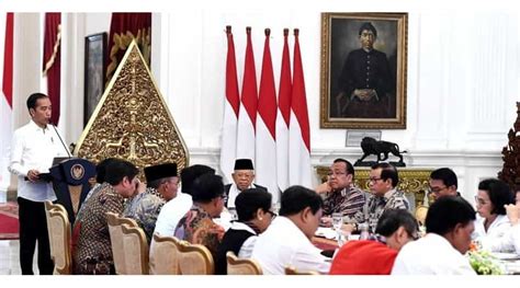 Presiden Jokowi Pimpin Sidang Paripurna Pertama Kabinet Indonesia Maju