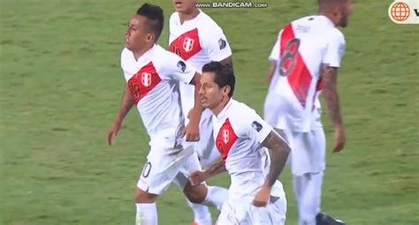 Gol Gianluca Lapadula En Perú Vs Ecuador En Vivo El Atacante Puso El