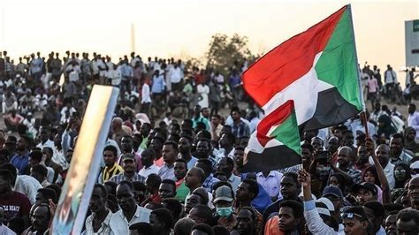 تجمع المهنيين يدعو إلى العصيان المدني الشامل في السودان الأوبزرفر العربي