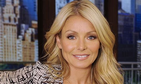 Kelly Ripa Raves About Botox As She Lifts Lid On Her Beauty Routine