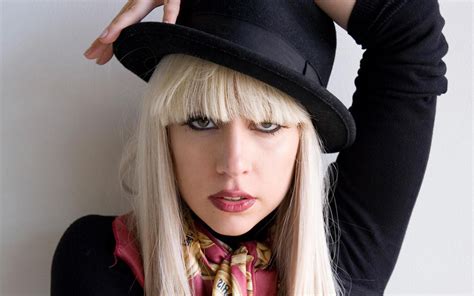 Star 10 Lady Gaga Wallpapers And Pictures