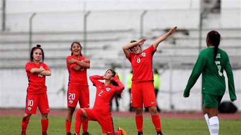 La historia de la selección femenina de chile. "La Roja" golea a Bolivia en sudamericano femenino sub 20 ...