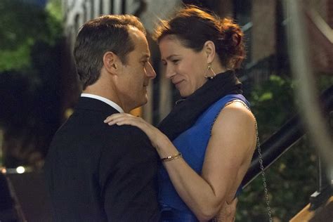 'The Affair' goes full-frontal in premiere