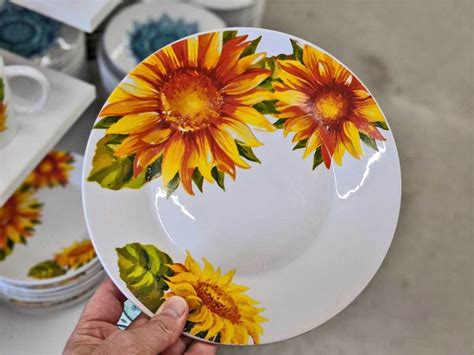 Sunflower Dinnerware Collection Only 1 At Dollar Tree