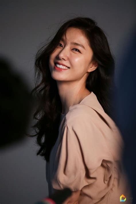 Seo Ji Hye Wallpapers Top Free Seo Ji Hye Backgrounds Wallpaperaccess