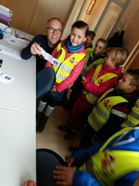 Fußgängerführerschein Im Kindergarten Neue Heimat Gesundes Salzburg