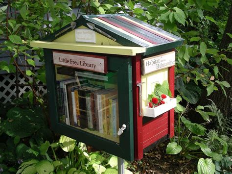 6 cara menata rak buku. 8 Rak Buku Unik yang Layak Kamu Terapkan. Biar Kamu Makin ...