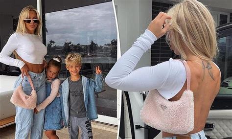 braless tammy hembrow sends fans wild in a very revealing backless top big world news